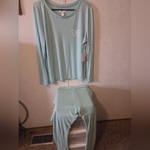 Lauren Conrad long sleeved pajama set XL/XXL NWT